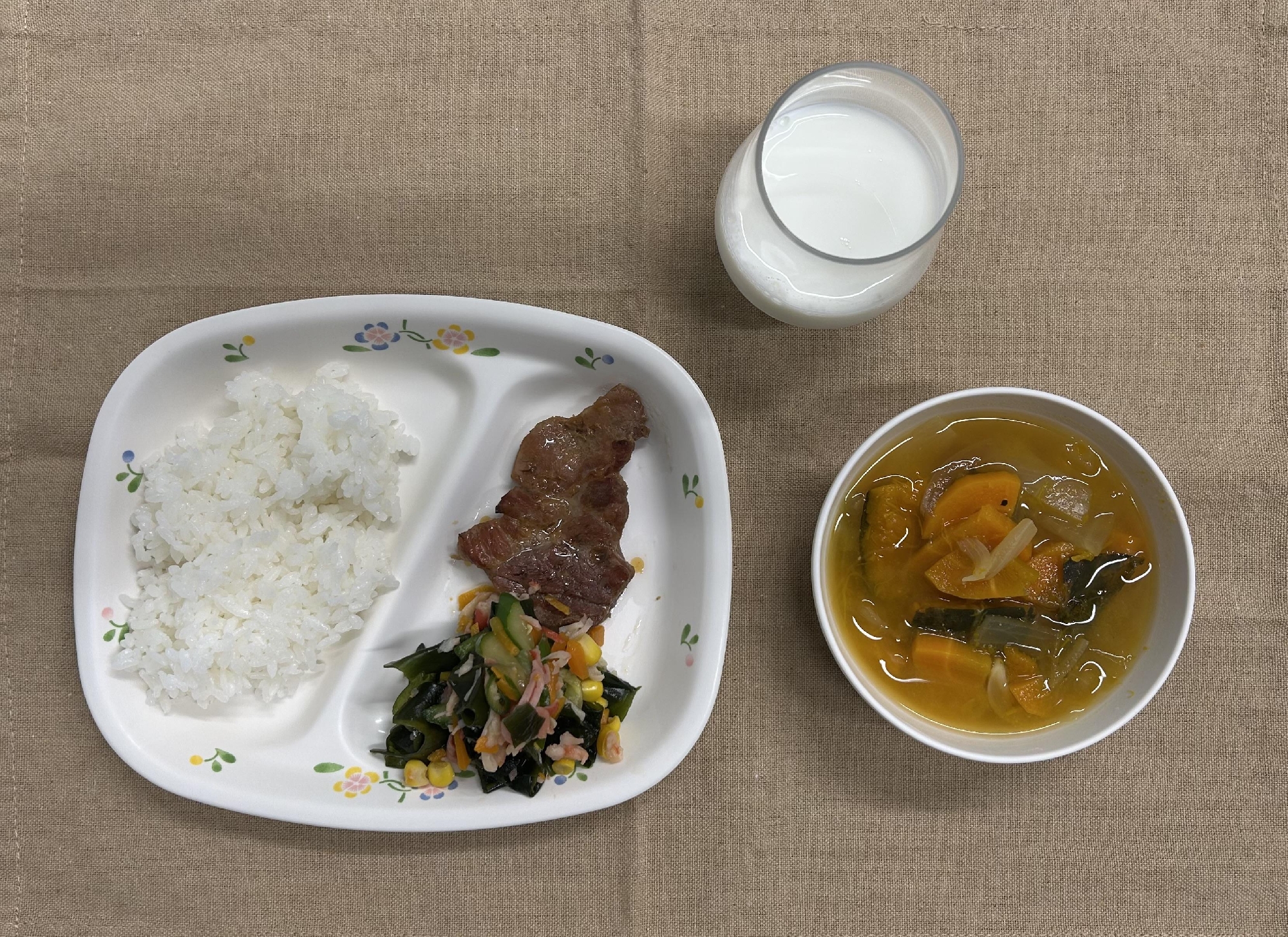 ９月１８日　給食