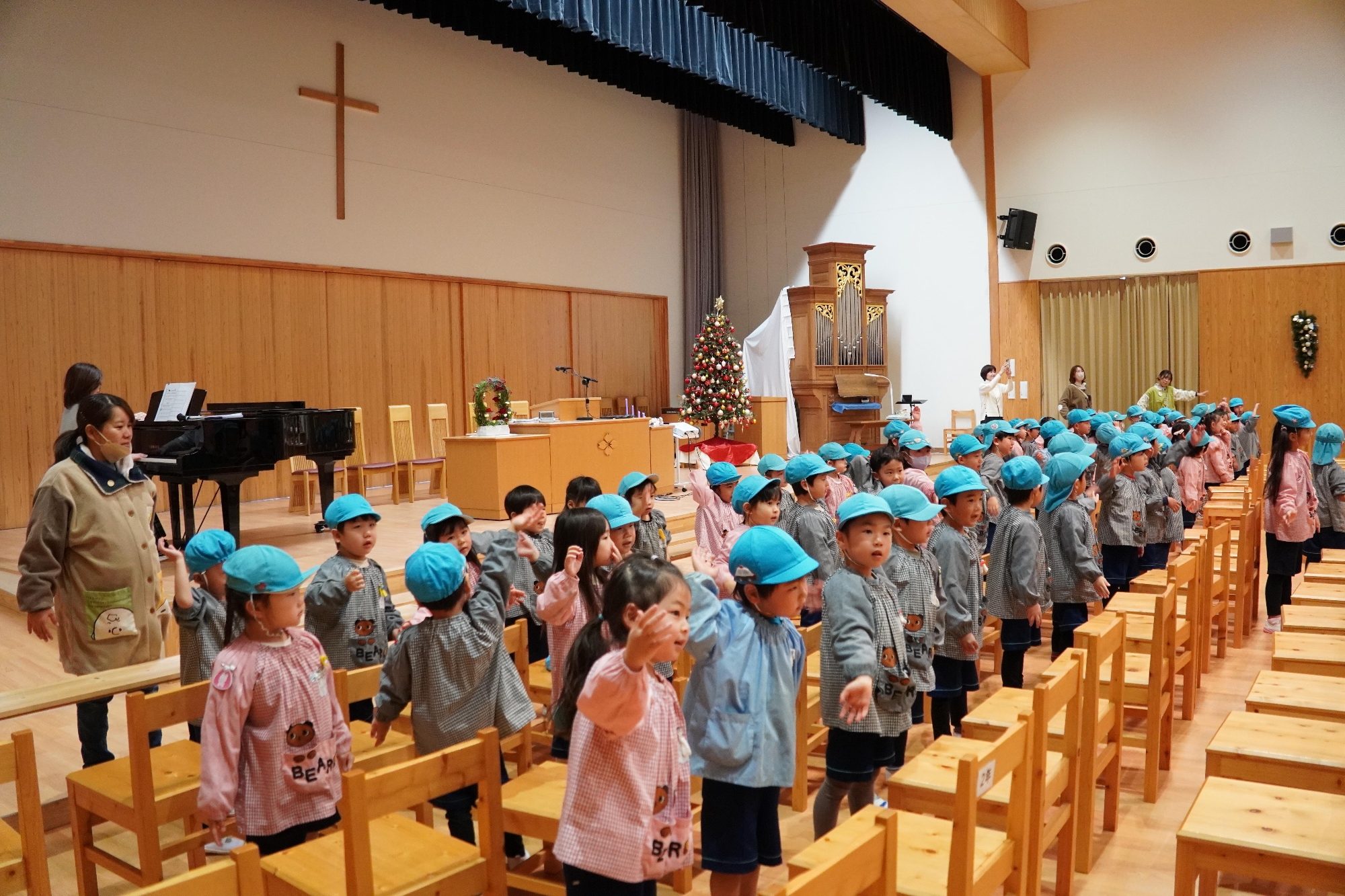 小学校へ遊びに行きました！（年中組）