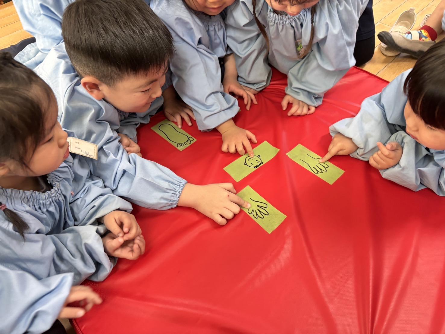 「お家でもやっているよ！」 (年少組)