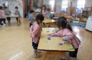 お正月遊びで笑顔いっぱい！（年少）